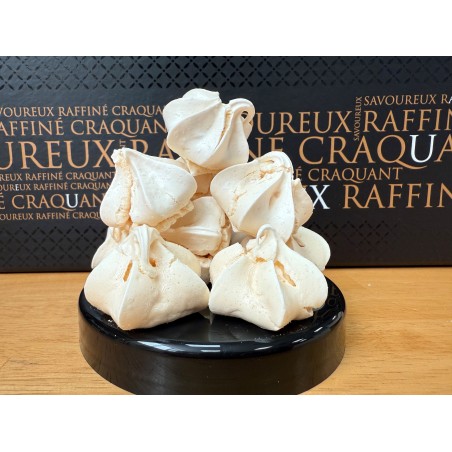 meringues à la truffe noire